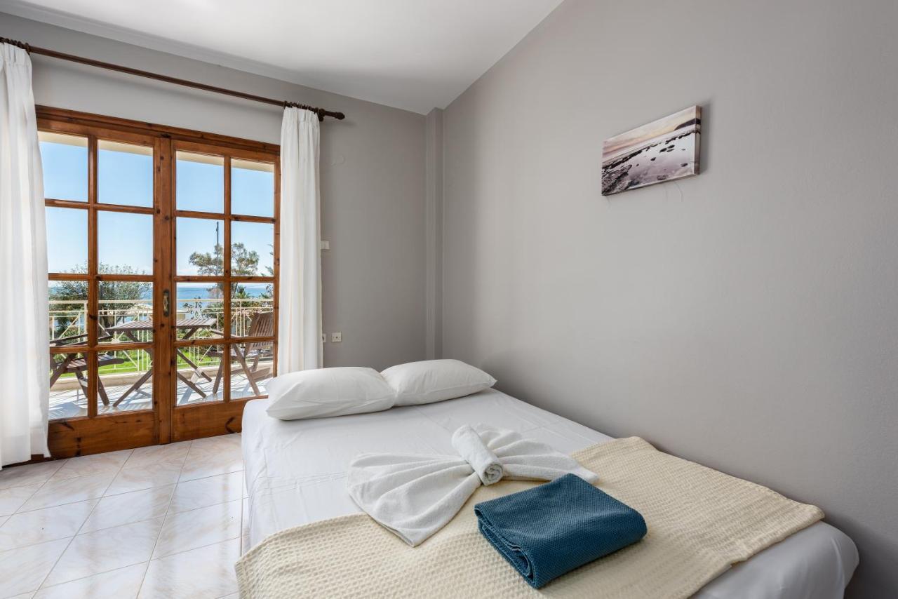 קאטליוס Albouro Seafront Apartments מראה חיצוני תמונה