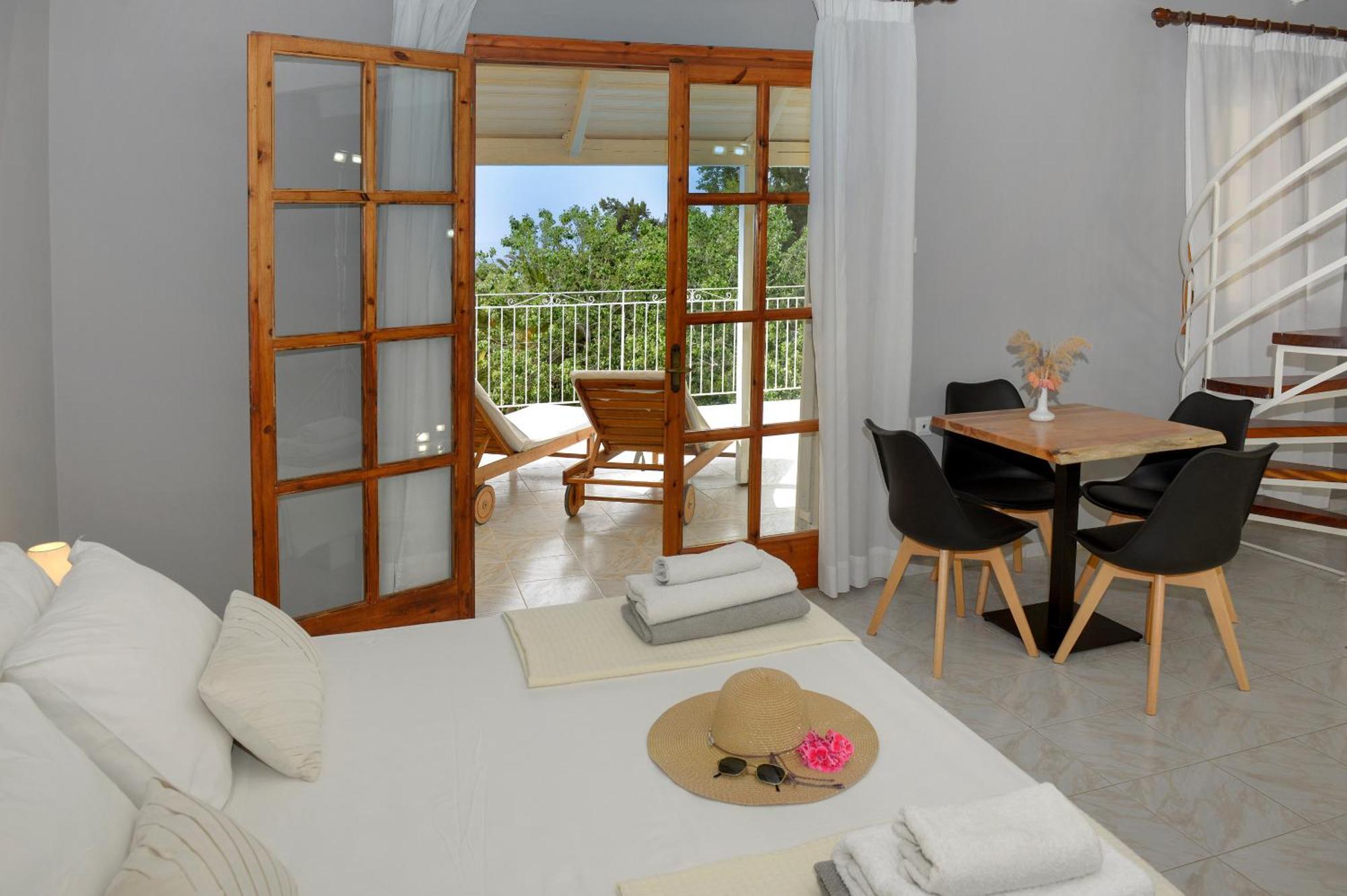 קאטליוס Albouro Seafront Apartments מראה חיצוני תמונה