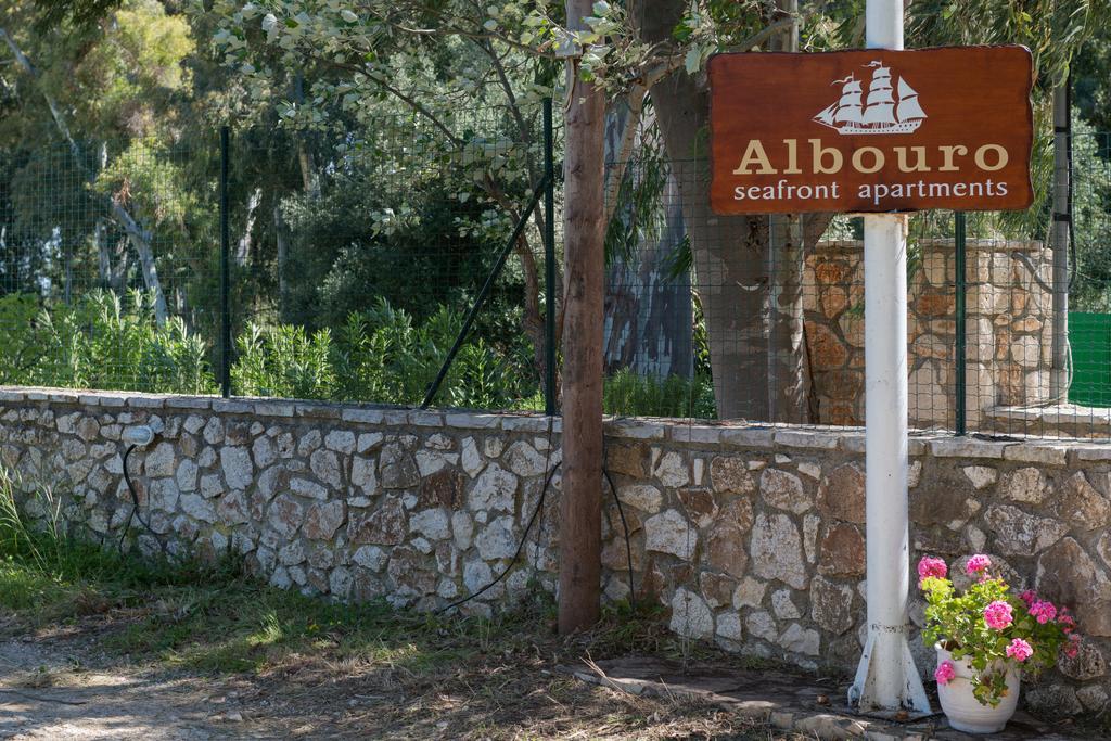 קאטליוס Albouro Seafront Apartments מראה חיצוני תמונה