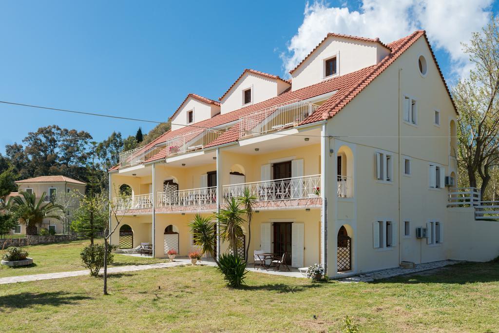 קאטליוס Albouro Seafront Apartments מראה חיצוני תמונה